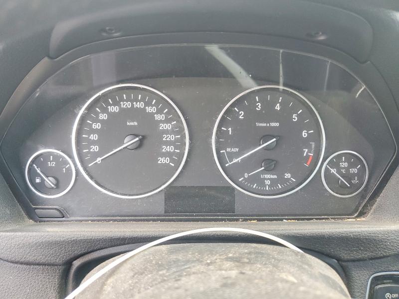 63410126 :رقم المزاد ، WBA3C3G52ENS70717 vin ، 2014 Bmw 320 مزاد بيع