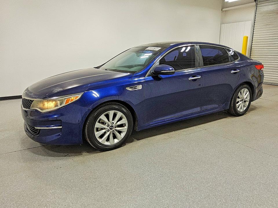Продаж на аукціоні авто 2016 Kia Optima, vin: 5XXGU4L31GG010352, номер лоту: 64895756