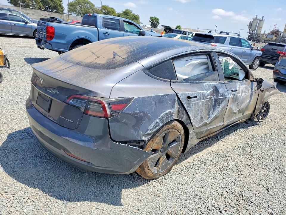 65130226 :رقم المزاد ، 5YJ3E1EBXPF621336 vin ، 2023 Tesla Model 3 مزاد بيع