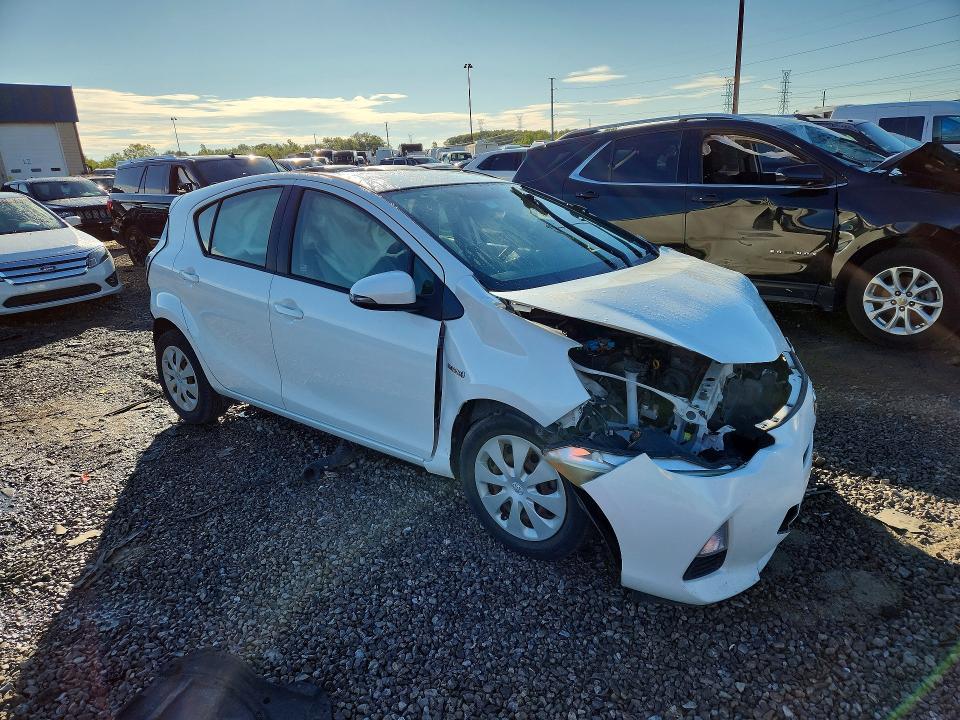 65736116 :رقم المزاد ، JTDKDTB37C1524797 vin ، 2012 Toyota Prius C مزاد بيع