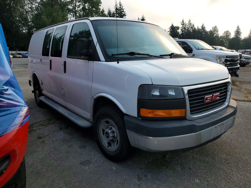 63540416 :رقم المزاد ، 1GTW7FCF4F1907250 vin ، 2015 Gmc Savana مزاد بيع