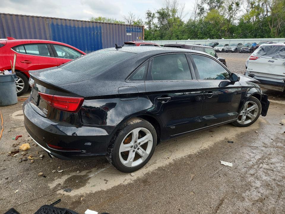 2018 Audi A3 მანქანა იყიდება აუქციონზე, vin: WAUB8GFF2J1060196, აუქციონის ნომერი: 63439976
