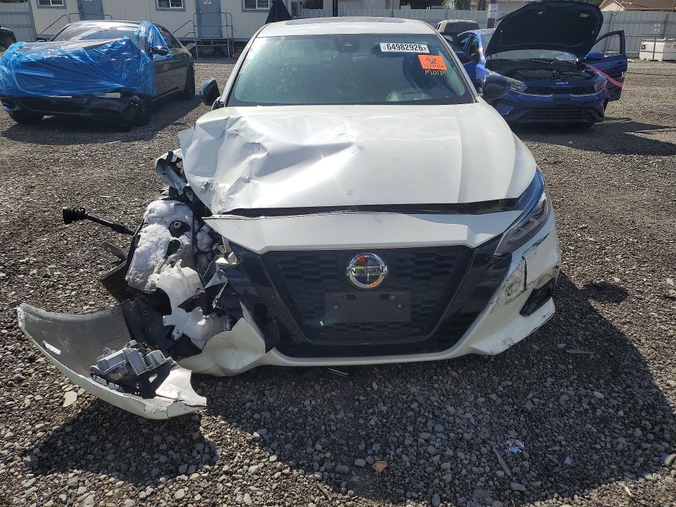 64982926 :رقم المزاد ، 1N4BL4CW6NN304828 vin ، 2022 Nissan Altima مزاد بيع