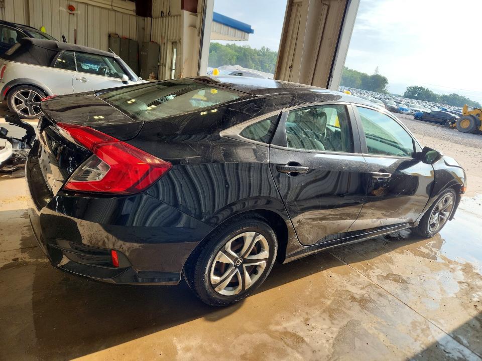 Aukcja sprzedaży 2017 Honda Civic, vin: 2HGFC2F56HH514573, numer aukcji: 63238916