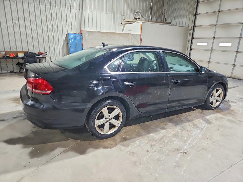 2012 Volkswagen Passat მანქანა იყიდება აუქციონზე, vin: 1VWBP7A38CC011866, აუქციონის ნომერი: 63994266