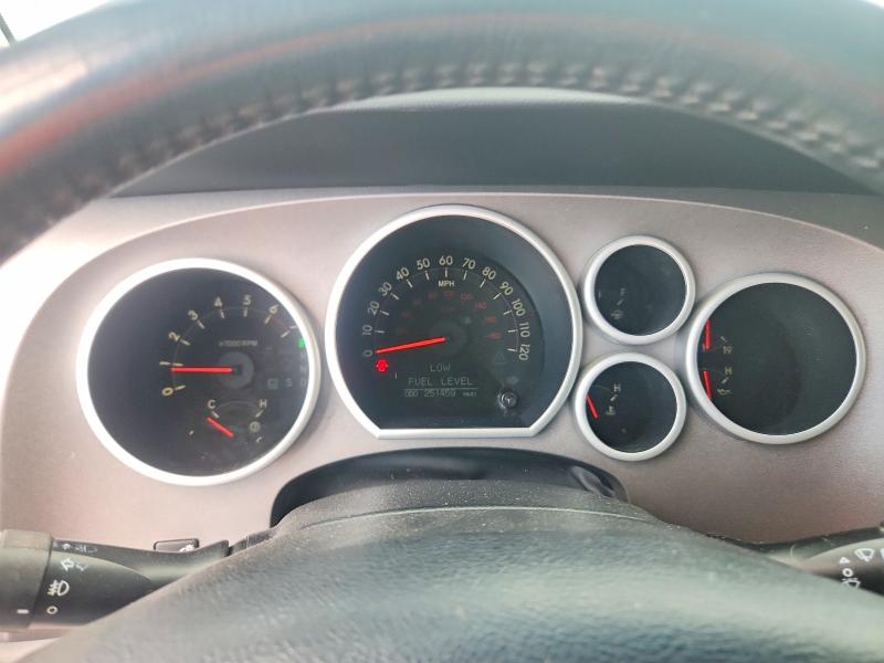 Aukcja sprzedaży 2011 Toyota Tundra, vin: 5TFHW5F12BX201777, numer aukcji: 65539196