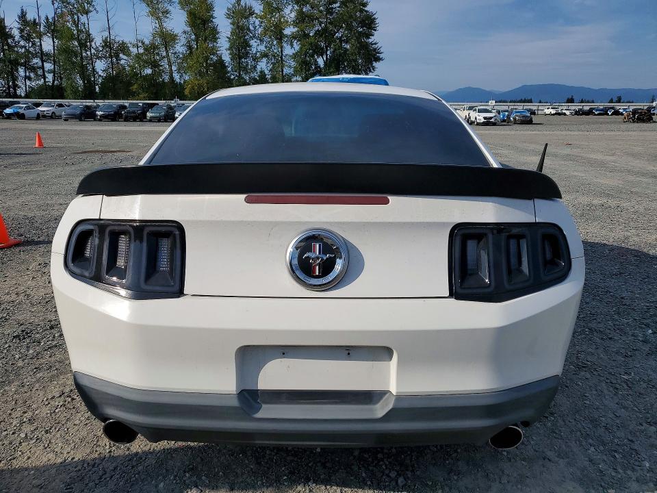 67406366 :رقم المزاد ، 1ZVBP8AM1B5137293 vin ، 2011 Ford Mustang مزاد بيع