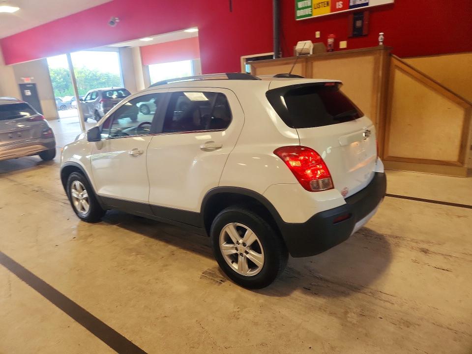 Продажа на аукционе авто 2016 Chevrolet Trax, vin: KL7CJPSB2GB632608, номер лота: 64748796