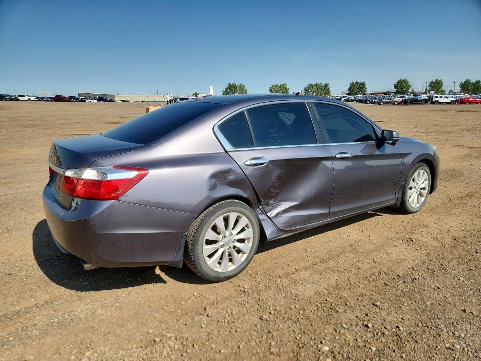 Продажа на аукционе авто 2015 Honda Accord, vin: 1HGCR2F82FA802792, номер лота: 65822876