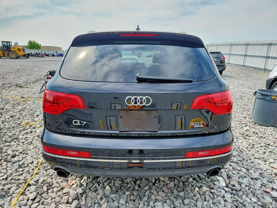 64796856 :رقم المزاد ، WA1LGAFE3FD026931 vin ، 2015 Audi Q7 مزاد بيع