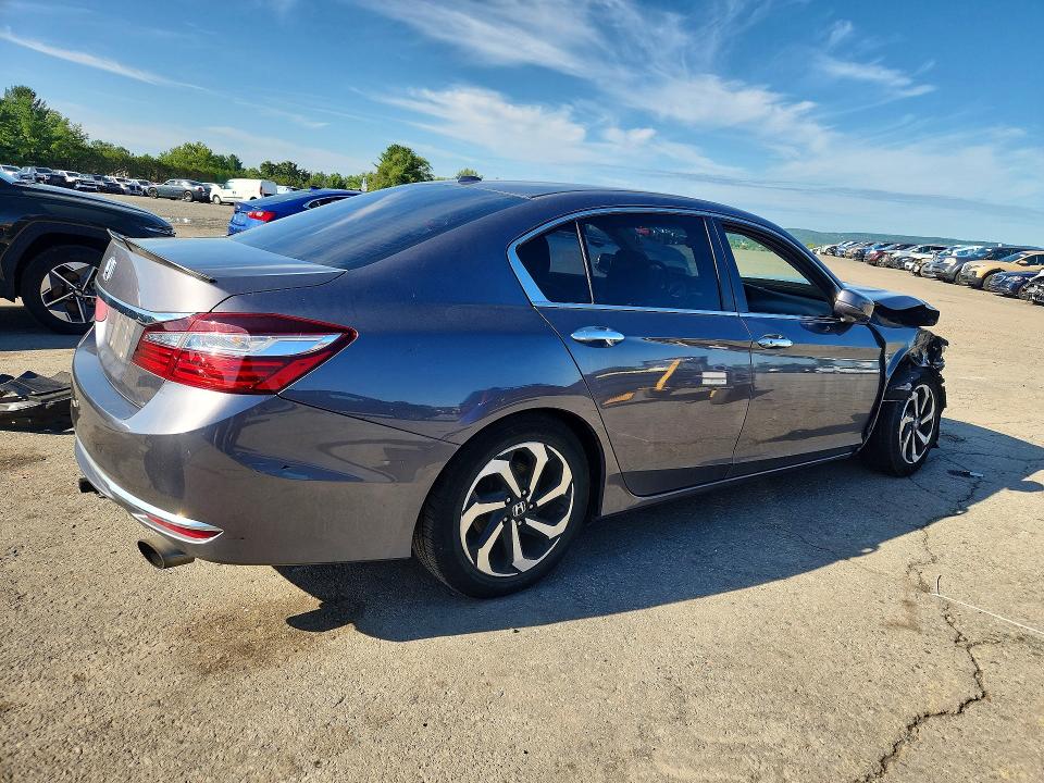 2017 Honda Accord მანქანა იყიდება აუქციონზე, vin: 1HGCR2F83HA281469, აუქციონის ნომერი: 63587486