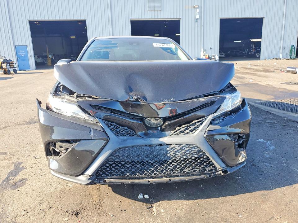 2019 Toyota Camry მანქანა იყიდება აუქციონზე, vin: 4T1B11HK9KU713830, აუქციონის ნომერი: 65287496