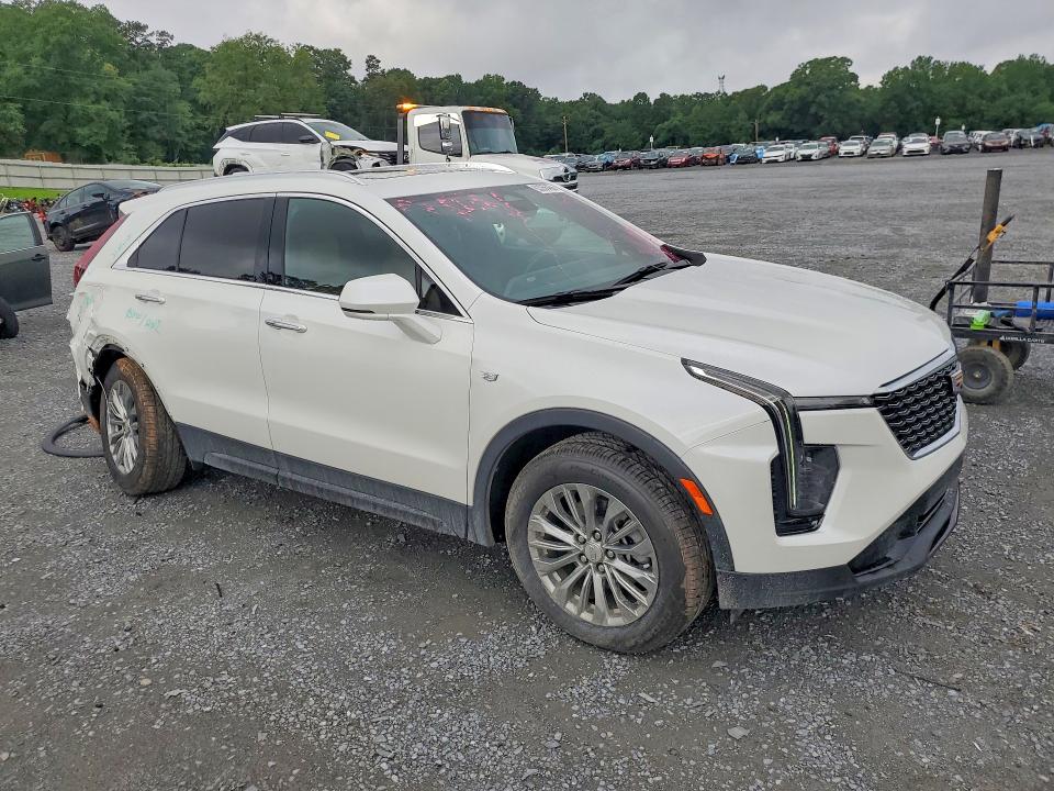 63356456 :رقم المزاد ، 1GYFZCR45RF101787 vin ، 2024 Cadillac Xt4 مزاد بيع
