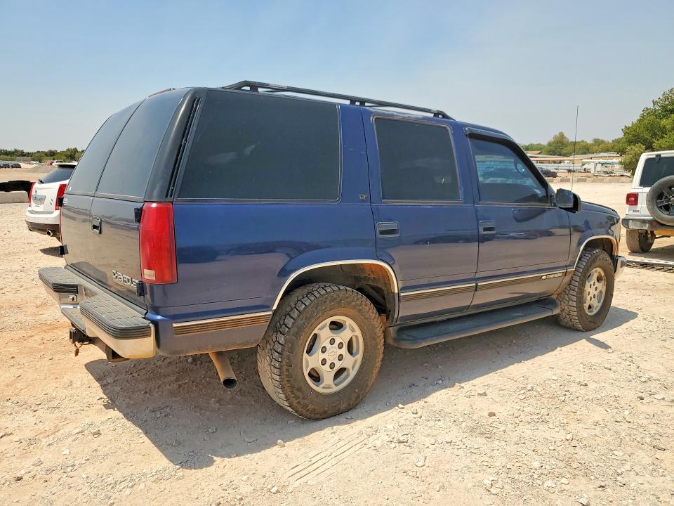 1999 Chevrolet Tahoe მანქანა იყიდება აუქციონზე, vin: 1GNEK13R1XJ452812, აუქციონის ნომერი: 63704876