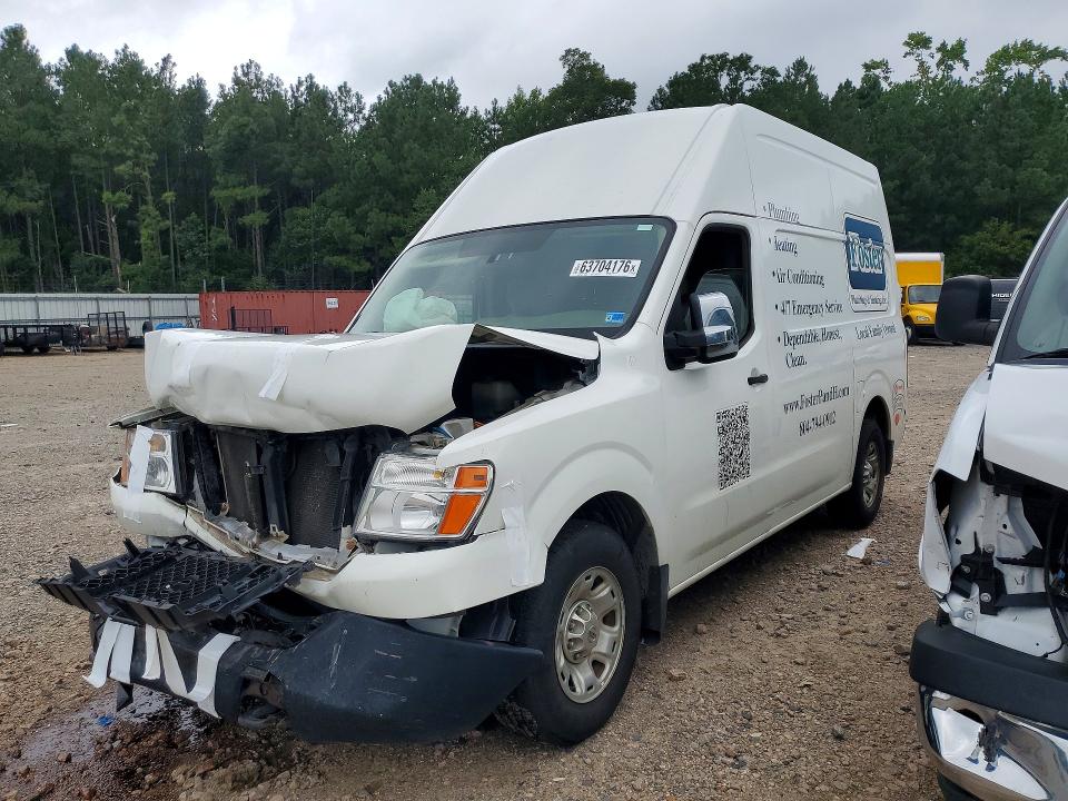 63704176 :رقم المزاد ، 1N6AF0LY7FN807452 vin ، 2015 Nissan Nv مزاد بيع