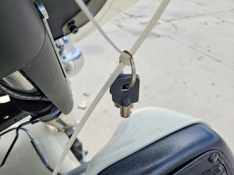 2001 Harley-davidson Flhtcui მანქანა იყიდება აუქციონზე, vin: 1HD1FLW181Y659000, აუქციონის ნომერი: 63732496