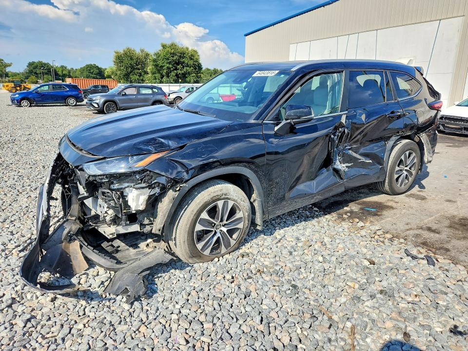 64843816 :رقم المزاد ، 5TDKDRBH5RS555847 vin ، 2024 Toyota Highlander مزاد بيع