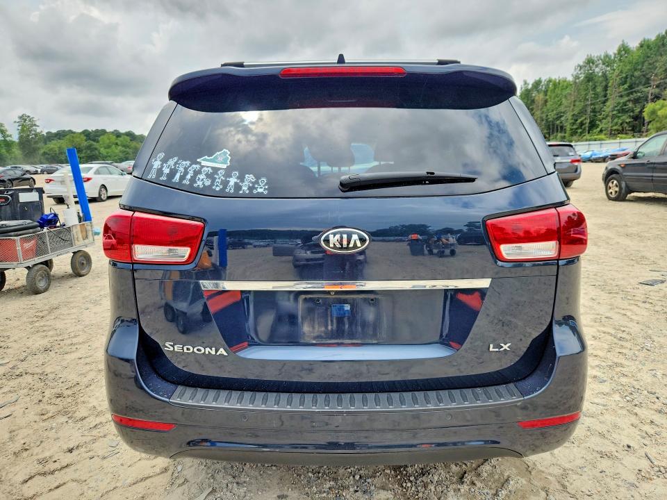 63562966 :رقم المزاد ، KNDMB5C11G6129711 vin ، 2016 Kia Sedona مزاد بيع