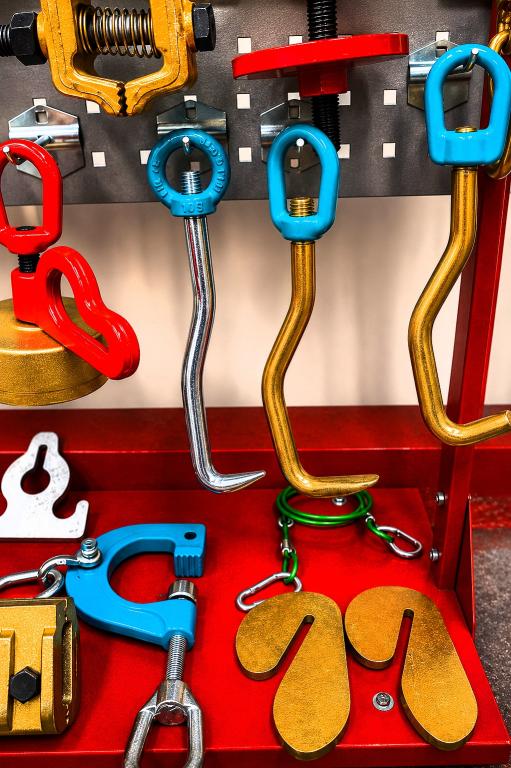 2027 Others 39 Pieces Chains Clamps &tools მანქანა იყიდება აუქციონზე, vin: 38912885, აუქციონის ნომერი: 66887196