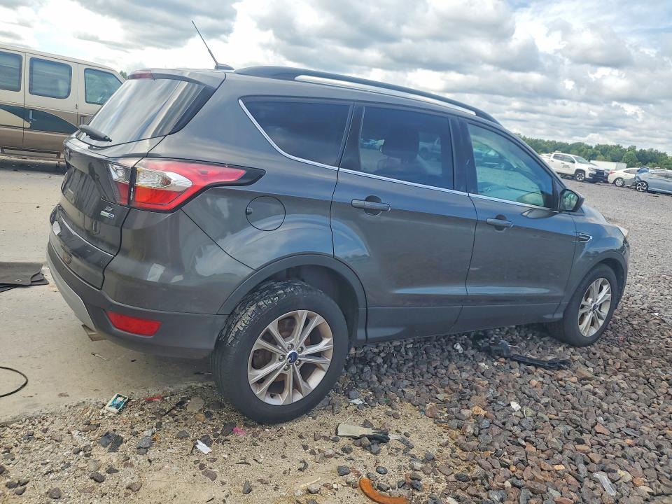 Продаж на аукціоні авто 2017 Ford Escape, vin: 1FMCU9GD5HUD32806, номер лоту: 65137586
