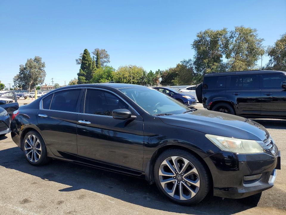 Продажа на аукционе авто 2015 Honda Accord, vin: 1HGCR2F50FA271954, номер лота: 65573836
