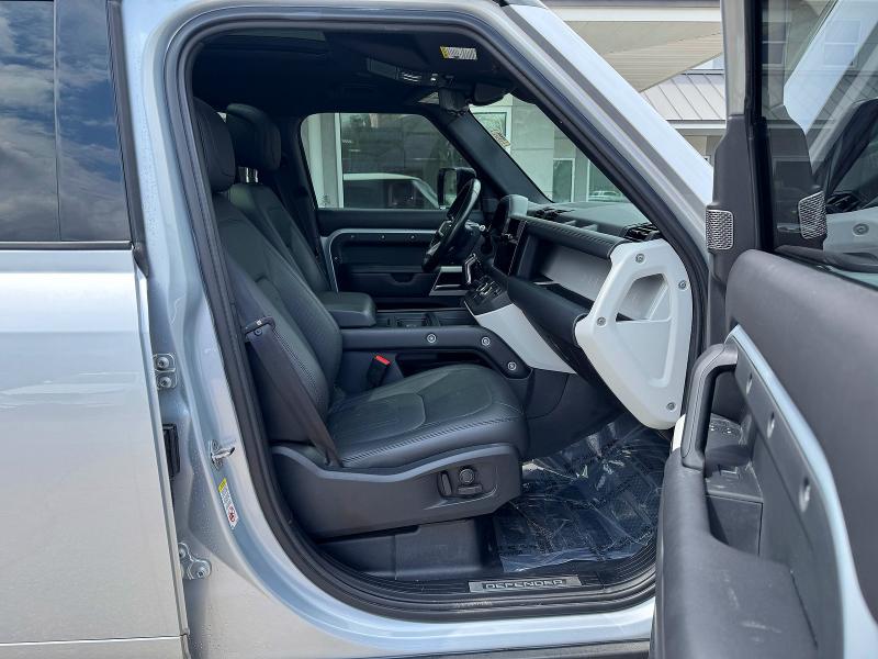 2022 Land Rover Defender მანქანა იყიდება აუქციონზე, vin: SALEW7RU6N2097910, აუქციონის ნომერი: 65170936