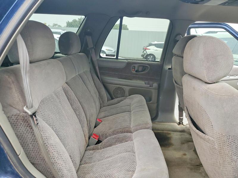 65885926 :رقم المزاد ، 1GNDT13W1Y2387213 vin ، 2000 Chevrolet Blazer مزاد بيع