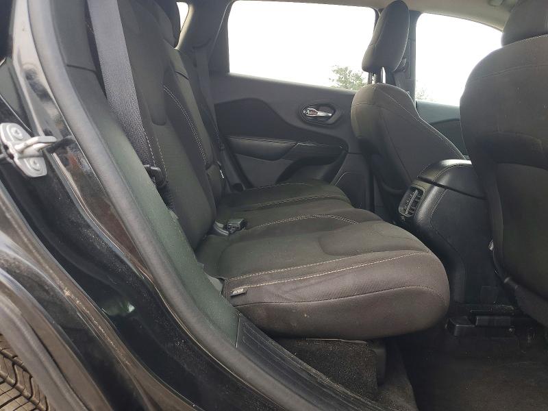 65112726 :رقم المزاد ، 1C4PJMCS6GW147964 vin ، 2016 Jeep Cherokee مزاد بيع
