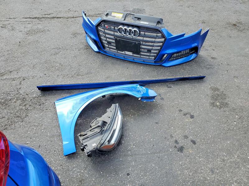 Продаж на аукціоні авто 2017 Audi S3, vin: WAUB1GFF9H1066608, номер лоту: 64160976
