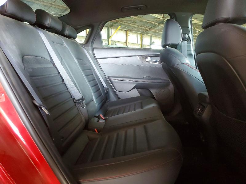 66770976 :رقم المزاد ، 3KPF44AC3NE463067 vin ، 2022 Kia Forte مزاد بيع