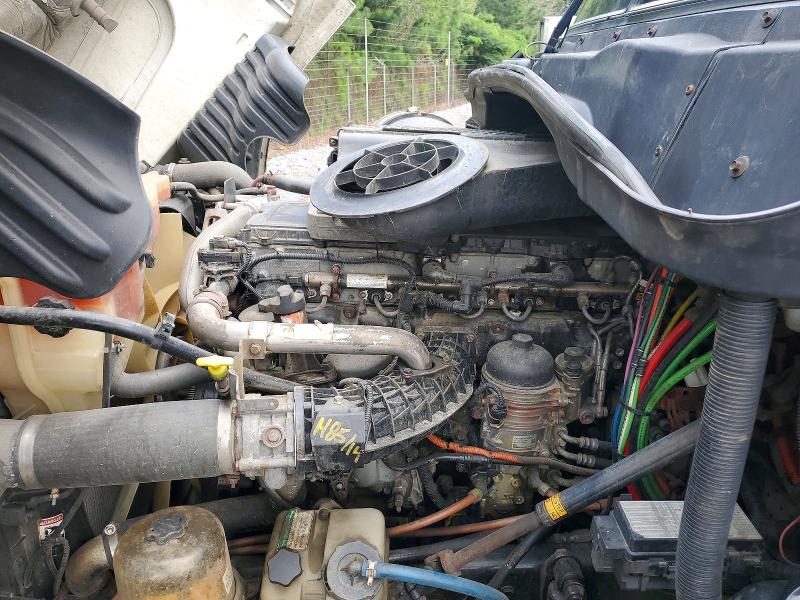 2014 Freightliner Cascadia 125 მანქანა იყიდება აუქციონზე, vin: 1FUJGLDV4ELFW4338, აუქციონის ნომერი: 64106016