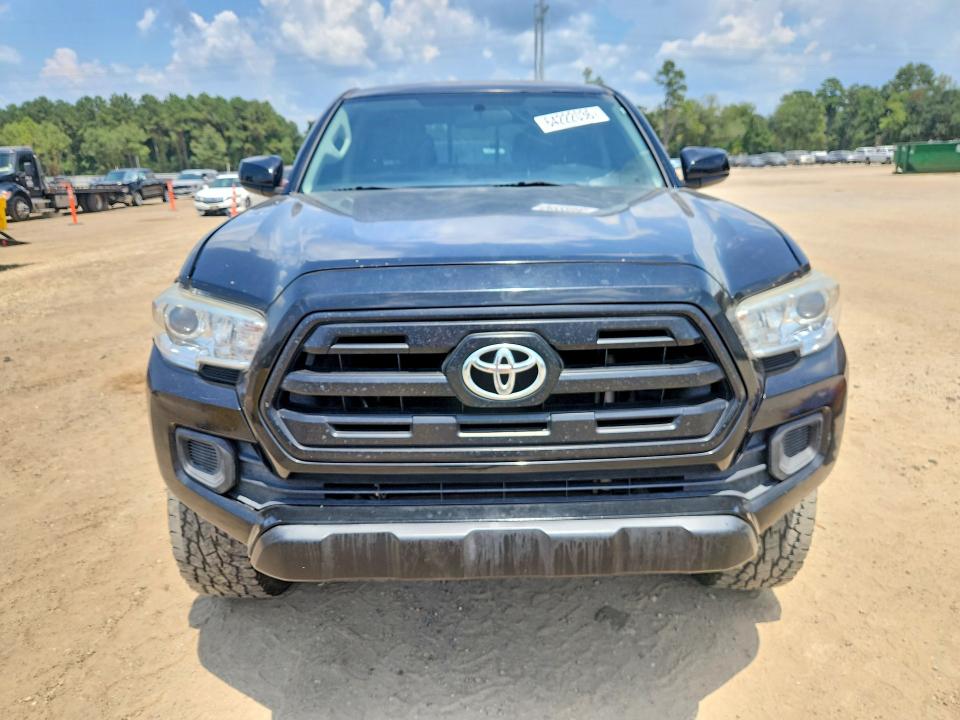 Aukcja sprzedaży 2017 Toyota Tacoma, vin: 5TFAX5GN8HX097272, numer aukcji: 64222036