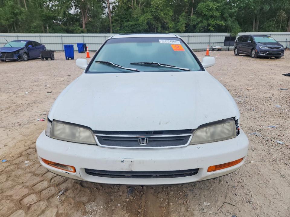 65551906 :رقم المزاد ، 1HGCD5651TA152435 vin ، 1996 Honda Accord مزاد بيع