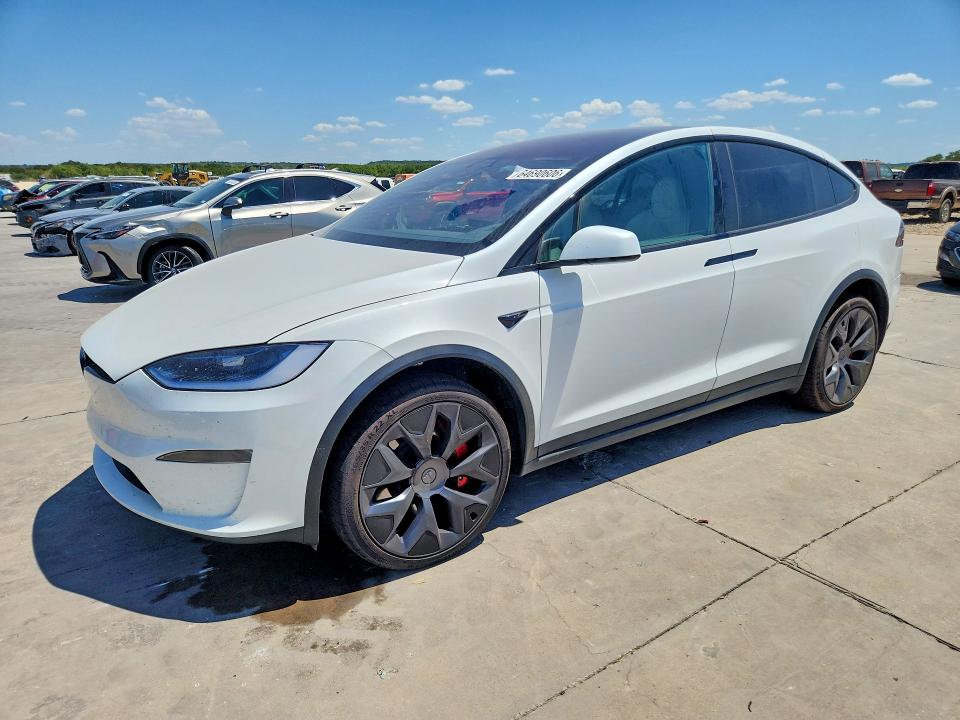 64690606 :رقم المزاد ، 7SAXCBE68TF486676 vin ، 2026 Tesla Model X مزاد بيع