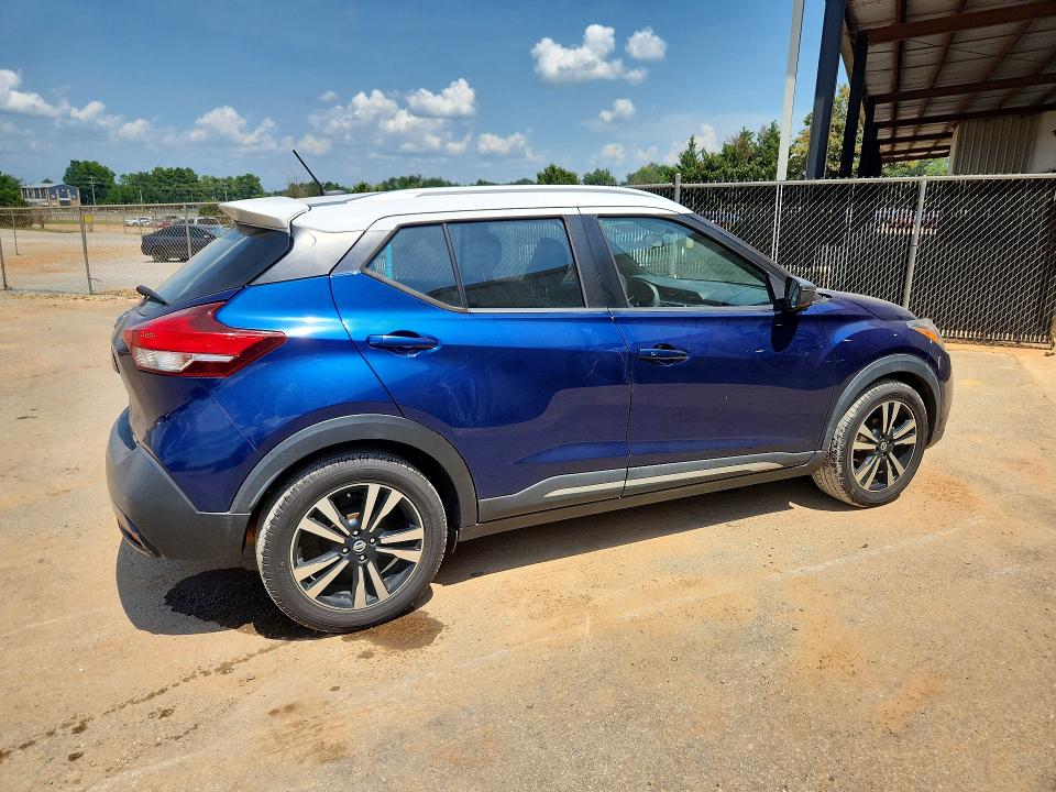 2019 Nissan Kicks მანქანა იყიდება აუქციონზე, vin: 3N1CP5CU1KL541412, აუქციონის ნომერი: 64669076