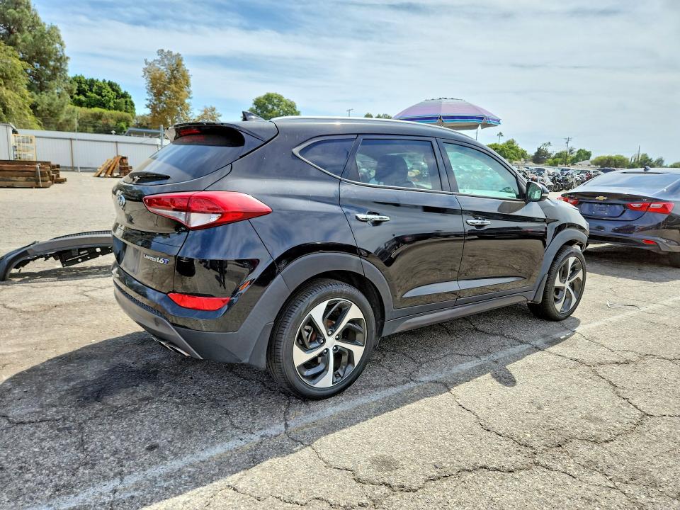 2016 Hyundai Tucson მანქანა იყიდება აუქციონზე, vin: KM8J33A23GU165066, აუქციონის ნომერი: 66815286
