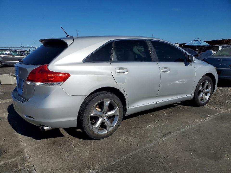 65364856 :رقم المزاد ، 4T3ZK3BB9AU028507 vin ، 2010 Toyota Venza مزاد بيع