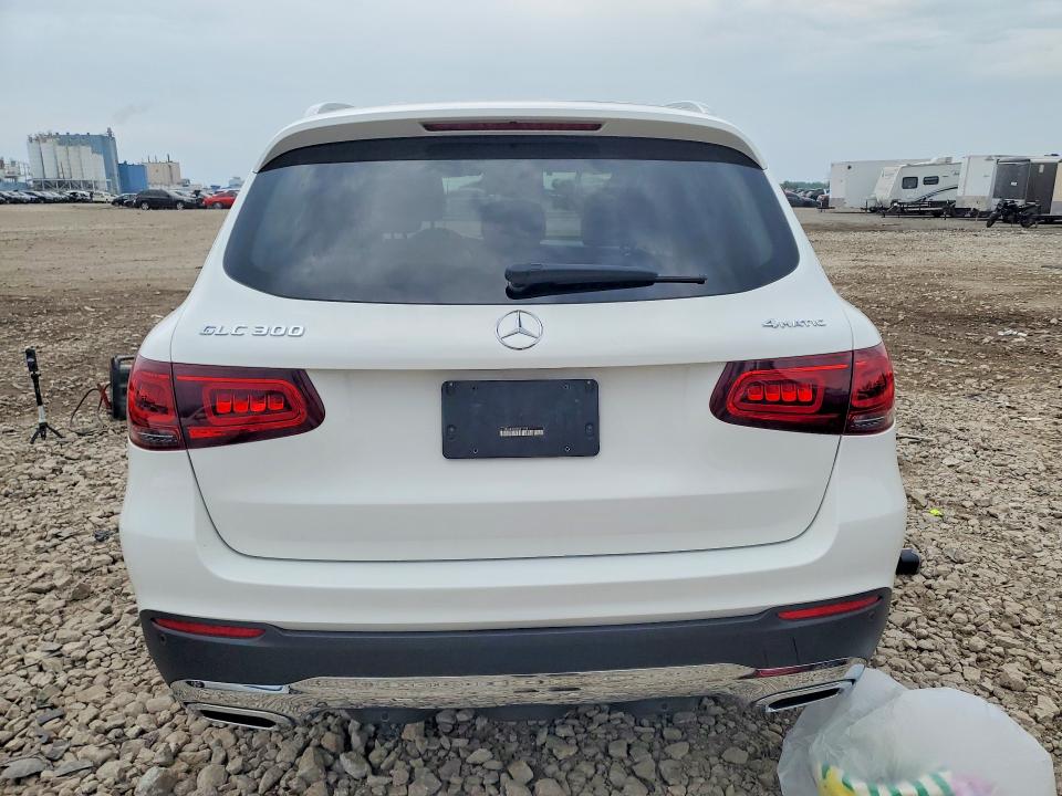 64097606 :رقم المزاد ، W1N0G8EB8NG017981 vin ، 2022 Mercedes-benz Glc مزاد بيع