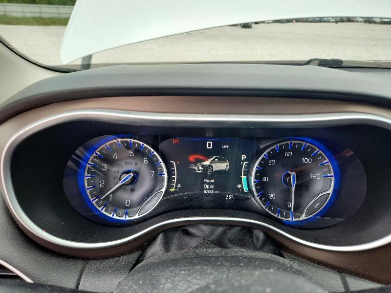 65179846 :رقم المزاد ، 2C4RC1EG4JR108171 vin ، 2018 Chrysler Pacifica مزاد بيع