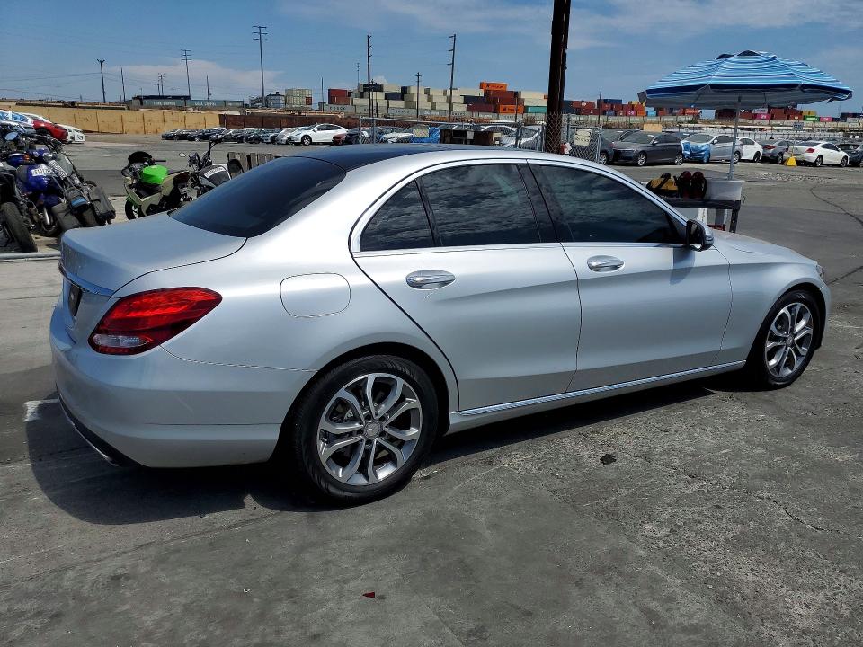 64252926 :رقم المزاد ، 55SWF4JB5GU163320 vin ، 2016 Mercedes-benz C مزاد بيع