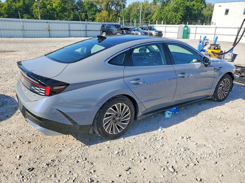 2025 Hyundai Sonata Hybrid მანქანა იყიდება აუქციონზე, vin: KMHL54JJ8SA123485, აუქციონის ნომერი: 66620396