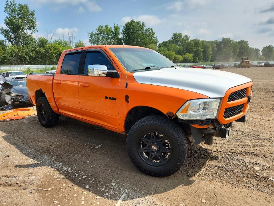 64292266 :رقم المزاد ، 1C6RR7MT0FS701555 vin ، 2015 Ram 1500 مزاد بيع