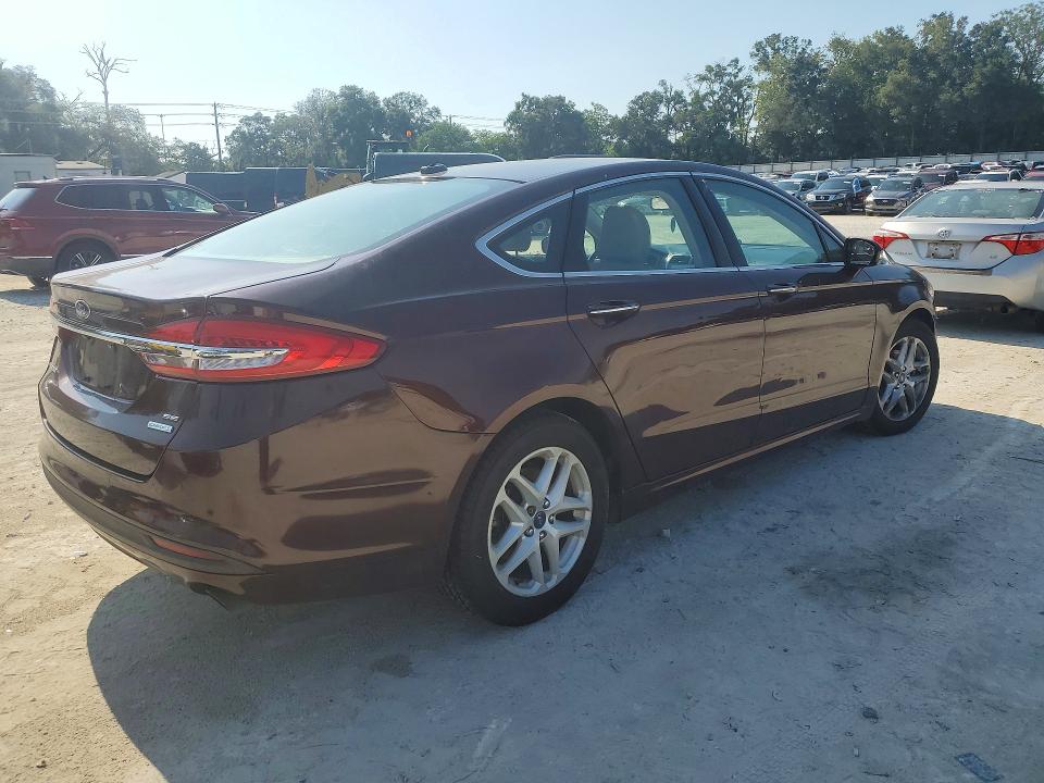 65590546 :رقم المزاد ، 3FA6P0HD6HR290257 vin ، 2017 Ford Fusion مزاد بيع