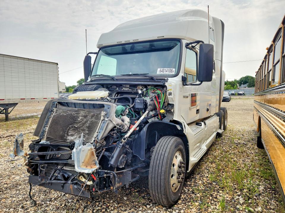 Aukcja sprzedaży 2020 Volvo Vn, vin: 4V4NC9EH1LN241089, numer aukcji: 64014106