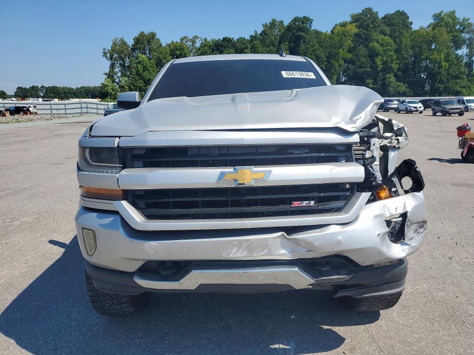 66613036 :رقم المزاد ، 3GCUKREC0HG122111 vin ، 2017 Chevrolet Silverado مزاد بيع