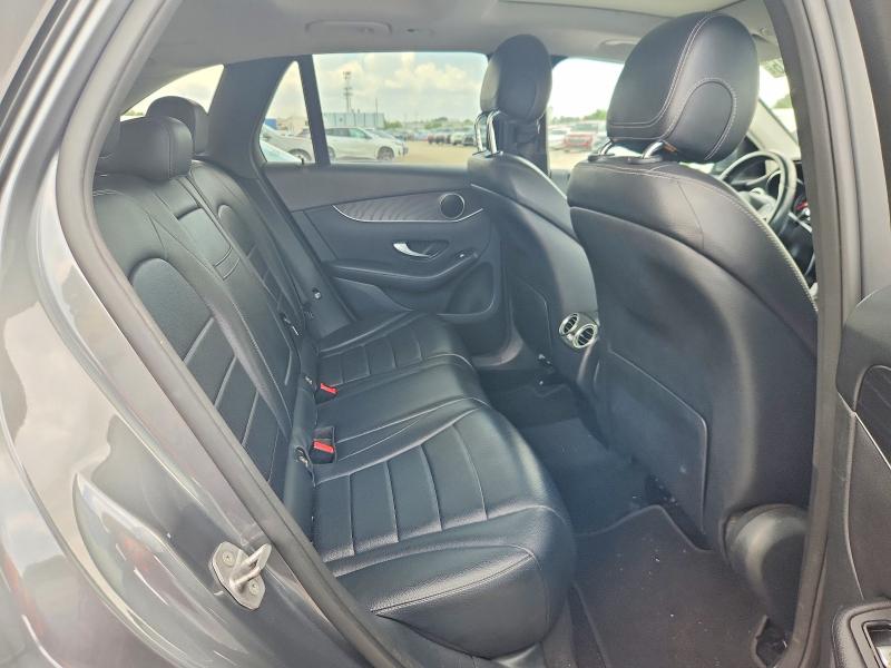 64536616 :رقم المزاد ، WDC0G4JB0GF089072 vin ، 2016 Mercedes-benz Glc مزاد بيع