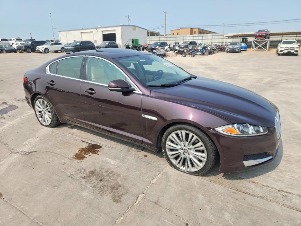 Продажа на аукционе авто 2012 Jaguar Xf, vin: SAJWA0HB3CLS50642, номер лота: 63904246