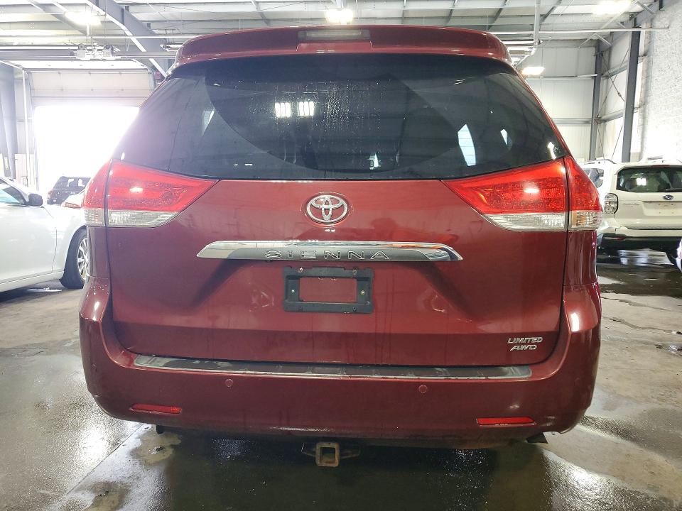 2011 Toyota Sienna მანქანა იყიდება აუქციონზე, vin: 5TDDK3DC5BS003462, აუქციონის ნომერი: 65874656