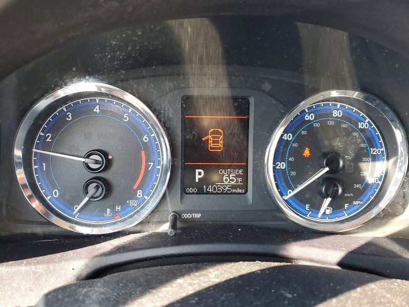 Продажа на аукционе авто 2018 Toyota Corolla, vin: 5YFBURHEXJP805044, номер лота: 65986856