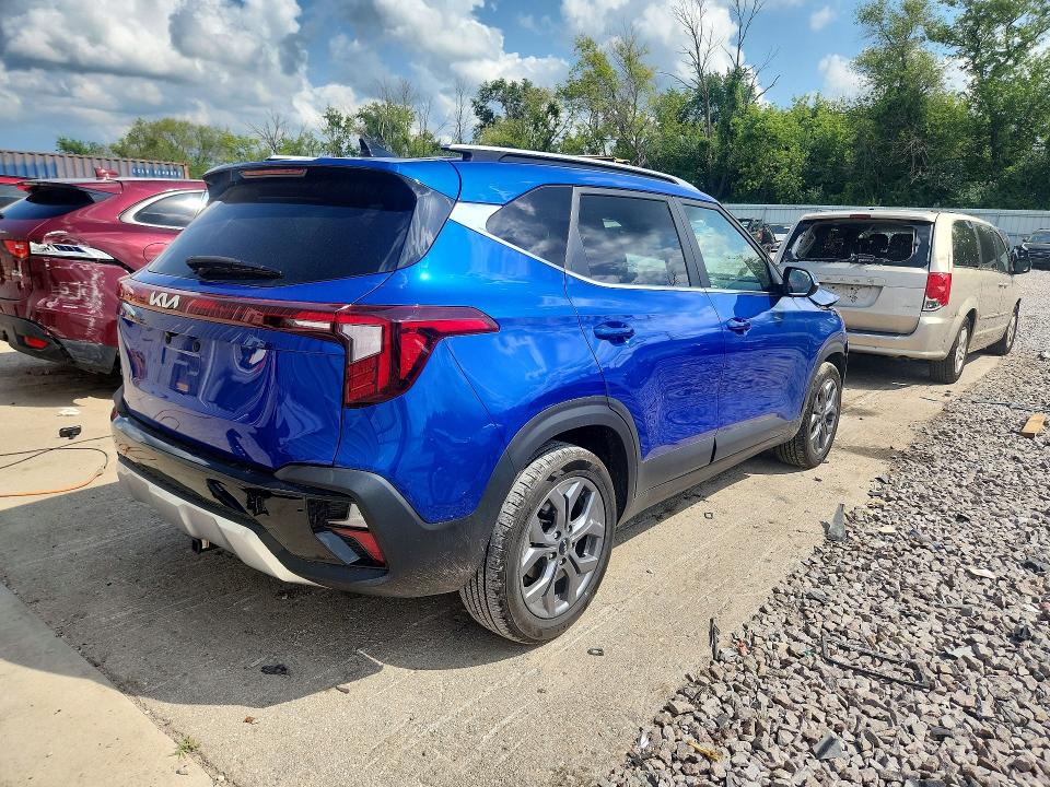 2024 Kia Seltos მანქანა იყიდება აუქციონზე, vin: KNDEU2AA1R7610376, აუქციონის ნომერი: 64373686